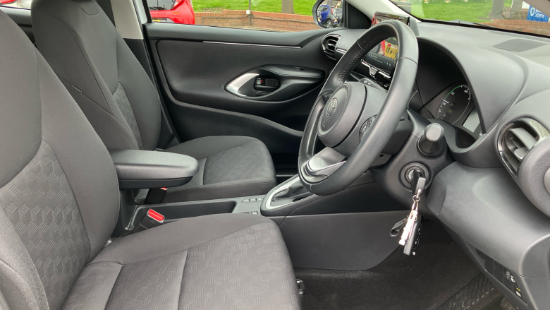 Toyota Yaris 1.5 Hybrid Icon 5dr CVT Hybrid Hatchback